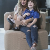 Fotos para campaña publicitaria de los zapatos Gimbo junto a Jessica Regueira y su hija